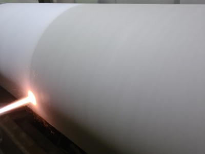 Phun kim loại bảo vệ bề mặt trục