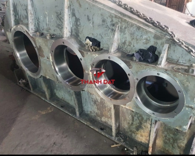 Phun phủ phục hồi gối đỡ vòng bi hộp số